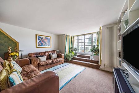 3 bedroom flat to rent - Photo 2