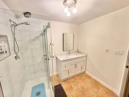 For Lease - 8189 Harvest Crescent, Niagara Falls, Ontario - Photo 5