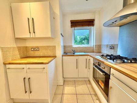 2 bedroom terraced house to rent - Photo 5