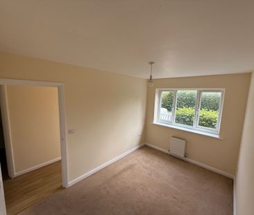 Unfurnished One Bedroom Apartment to Let in Godalming - Photo 5