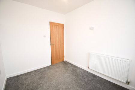 Mount Court, CH60 4RB, Heswall - Photo 4