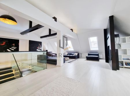 Refurbished 4 bedroom duplex in Art Deco building - Photo 2