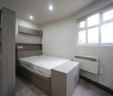 Studio 104, 259 High Street - Photo 1