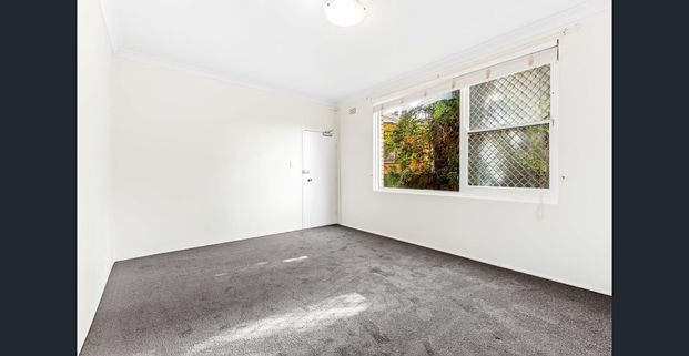 Easy Modern Living in a Peaceful Croydon Pocket - Photo 1