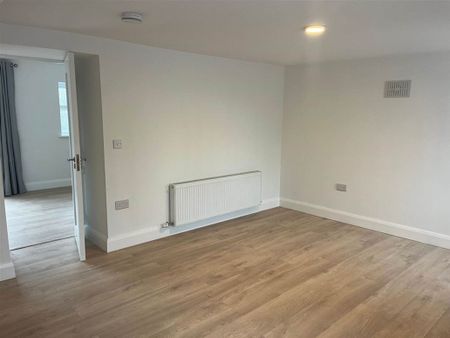 The Corner House, Monamolin, Gorey, County Wexford - Photo 4