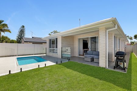 137A Barrier Reef Drive - Photo 4
