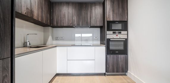 Vinery Way, Hammersmith, London, W6 - Photo 2