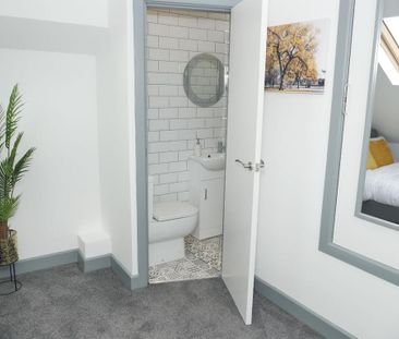 5 bedroom terraced house to rent - Photo 2