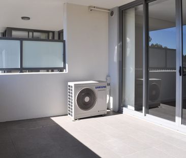 Spacious 2 bedroom North Facing Apartment - Photo 5