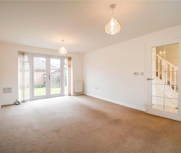 4 bedroom semi-detached house to rent - Photo 1