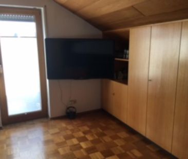 Dachgeschoss mit Balkon & Gartennutzung - Photo 2