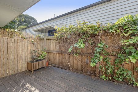 4/49 Dennis Street, Northcote VIC 3070 - Photo 3