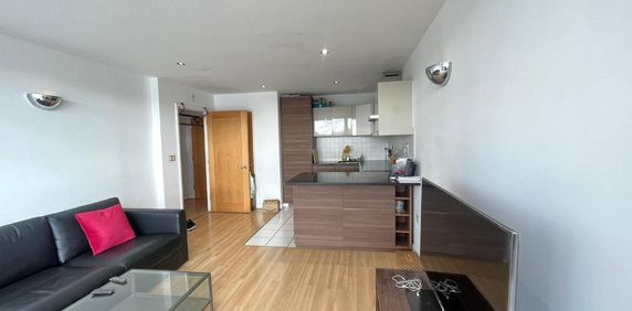 3 Bed Apartment | £645 pw - Photo 2