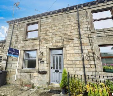 2 bedroom terraced house to rent - Photo 1