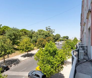 Avenida de Sidónio Pais, Lisbon, Lisbon 1050-215 - Photo 6