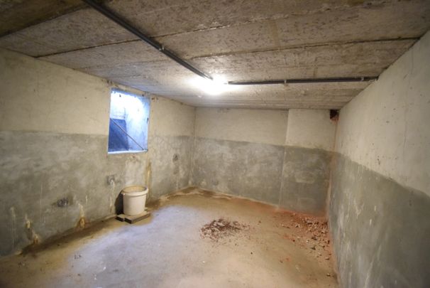 VOLLEDIG GERENOVEERD APPARTEMENT MET GARAGE - Photo 1