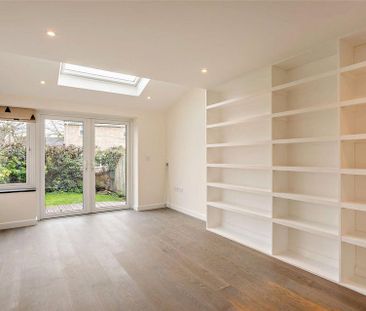 4 bedroom semi-detached house to rent - Photo 1