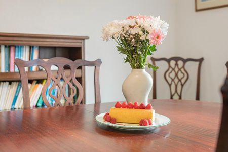 3 bedroom end of terrace house to rent - Photo 5