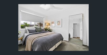 TWO BEDROOM FURNISHED COASTAL DUPLEX - Photo 2