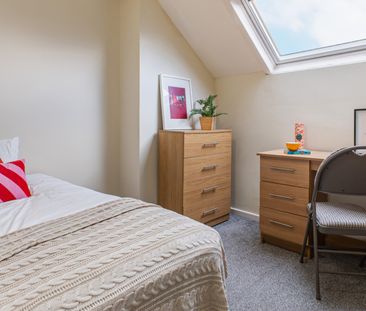 29 Estcourt Avenue, Headingley, Leeds, LS6 3ES - Photo 3
