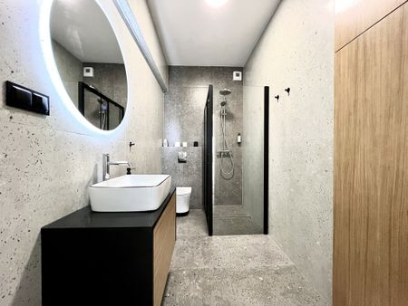 NOWOCZESNY APARTAMENT W ŚCISŁYM CENTRUM MIASTA ! - Zdjęcie 2