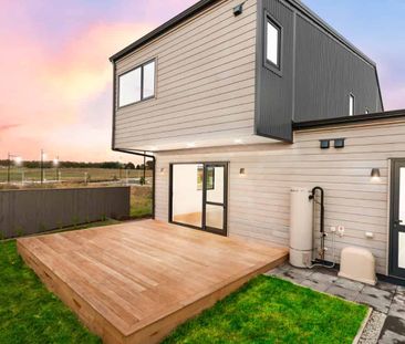 4 Bed 3 Bath Double Garage - Photo 4