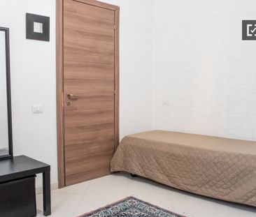 Via degli Ortaggi, Rome, Lazio 00157 - Photo 4