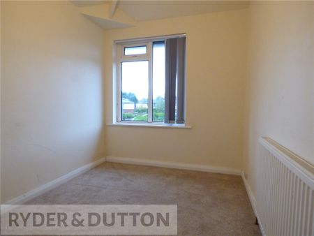 Lupin Avenue, Farnworth, Bolton, Greater Manchester, BL4 - Photo 3