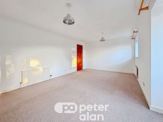 Celyn Avenue, Cyncoed, Cardiff - Photo 1