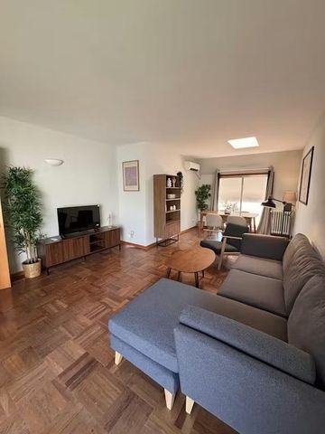 Calle de Santa Cruz de Marcenado, Madrid, Community of Madrid 28015 - Photo 2