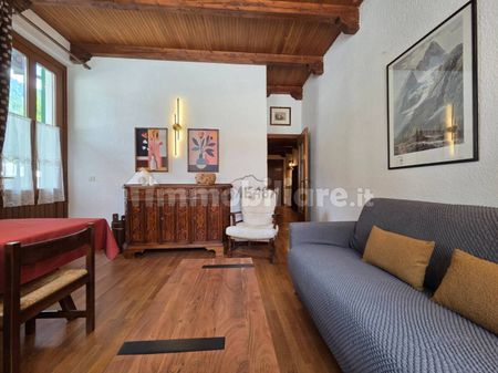 Trilocale viale Monte Bianco 67, Centro, Courmayeur - Photo 3