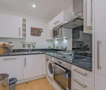 New Century House, Canning Town, E16 - Photo 5