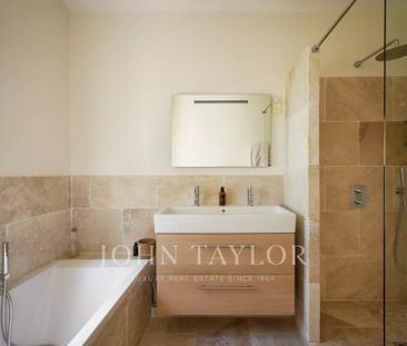 Maison à louer Valbonne, Cote d'Azur, France7 500 EUR / Mois - Photo 4
