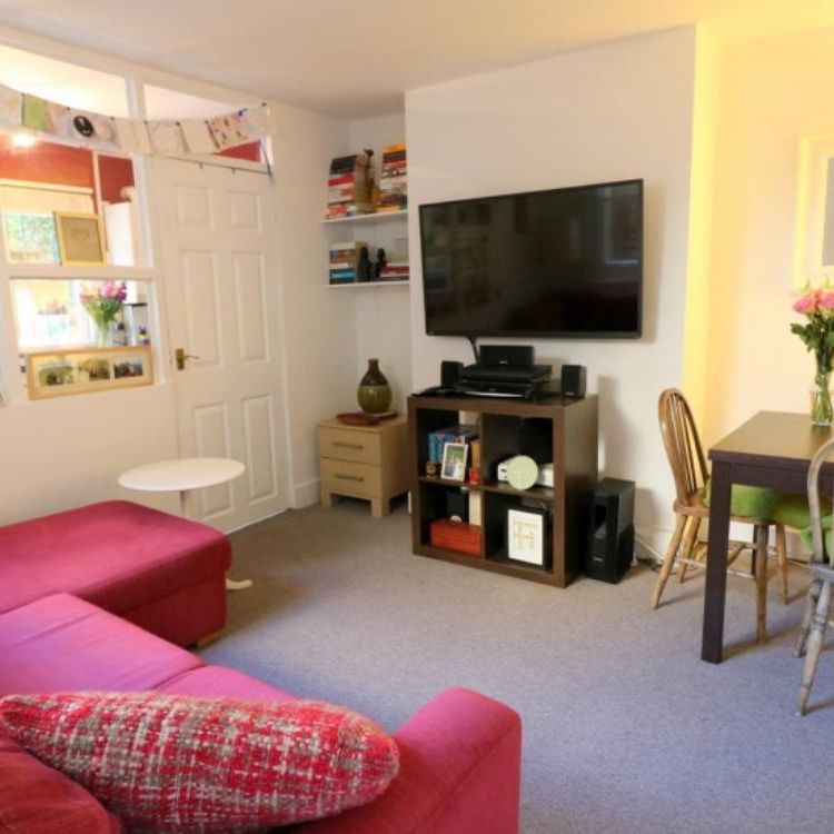 1 Bed Flat, Thornlaw Road, SE27 - Photo 1