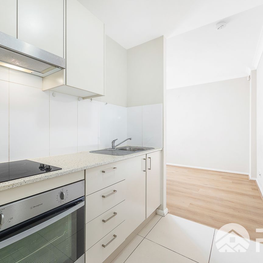 259B/109-113 George Street Parramatta - Photo 1