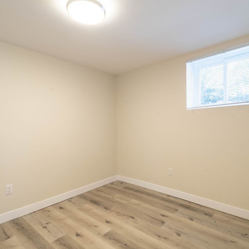 For Lease - 196 Upper Paradise Road Unit# 2, Hamilton, Ontario - Photo 1