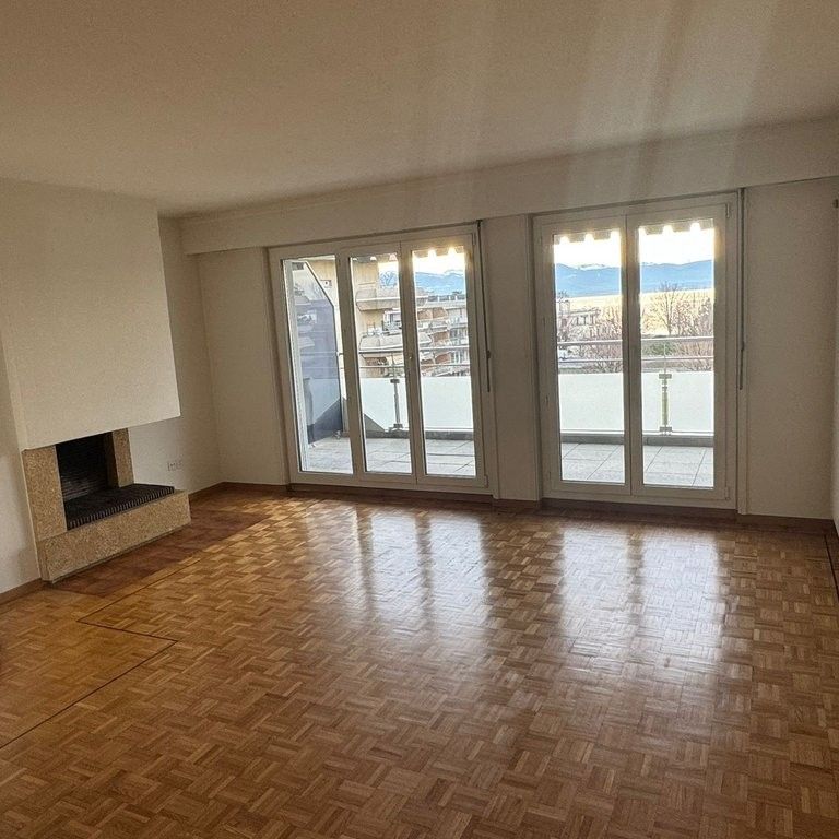 Bel appartement de 3.5 pièces avec cheminée et grand balcon avec vue - Photo 1