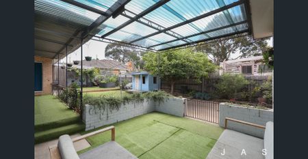 Charming Family Home with Bonus Self-Contained Bungalow - Photo 2