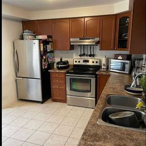 For Lease - 5725 Tenth Line Unit# 7, Mississauga, Ontario - Photo 3