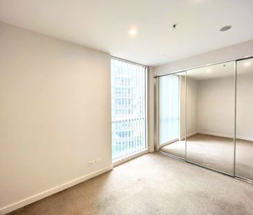 1 Bedroom + Study ( Can be used as second bedroom ) - Photo 3