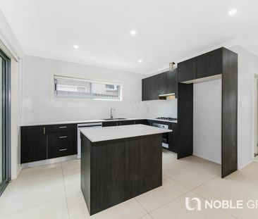 Perfect Family Home - Photo 3