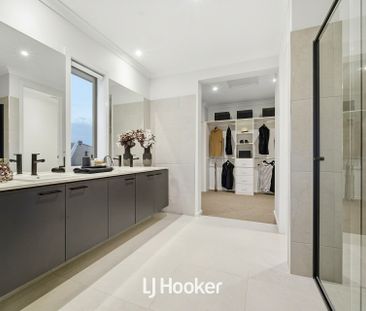Ex-Display Luxury Home with Five Private Suites & Multiple Living Areas - Photo 5