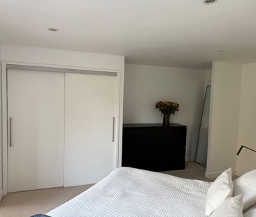 1 Bed Flat, Bermondsey Square, SE1 - Photo 1