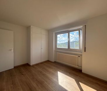 Appartement de 4.0 pièces avec balcon et vue dégagée - Foto 6