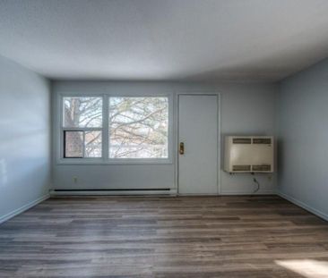 For Lease - 1200 Courtland Avenue Unit# 42, Kitchener, Ontario - Photo 5