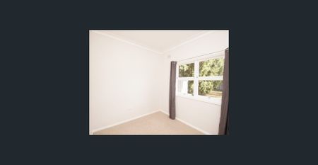 Three Bedroom Family Home! - Photo 4