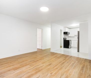 7220 Av. De Chateaubriand, #11 - Photo 2