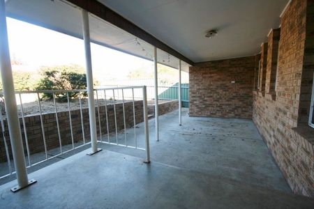 Charming Family Home in Karabar - Photo 4