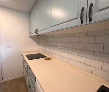 Calle de Alcalá, Madrid, Community of Madrid 28022 - Photo 6