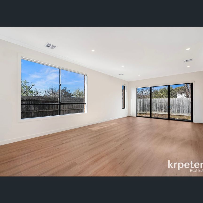 5A Dalworth Avenue, Dromana, Vic 3936 - Photo 1